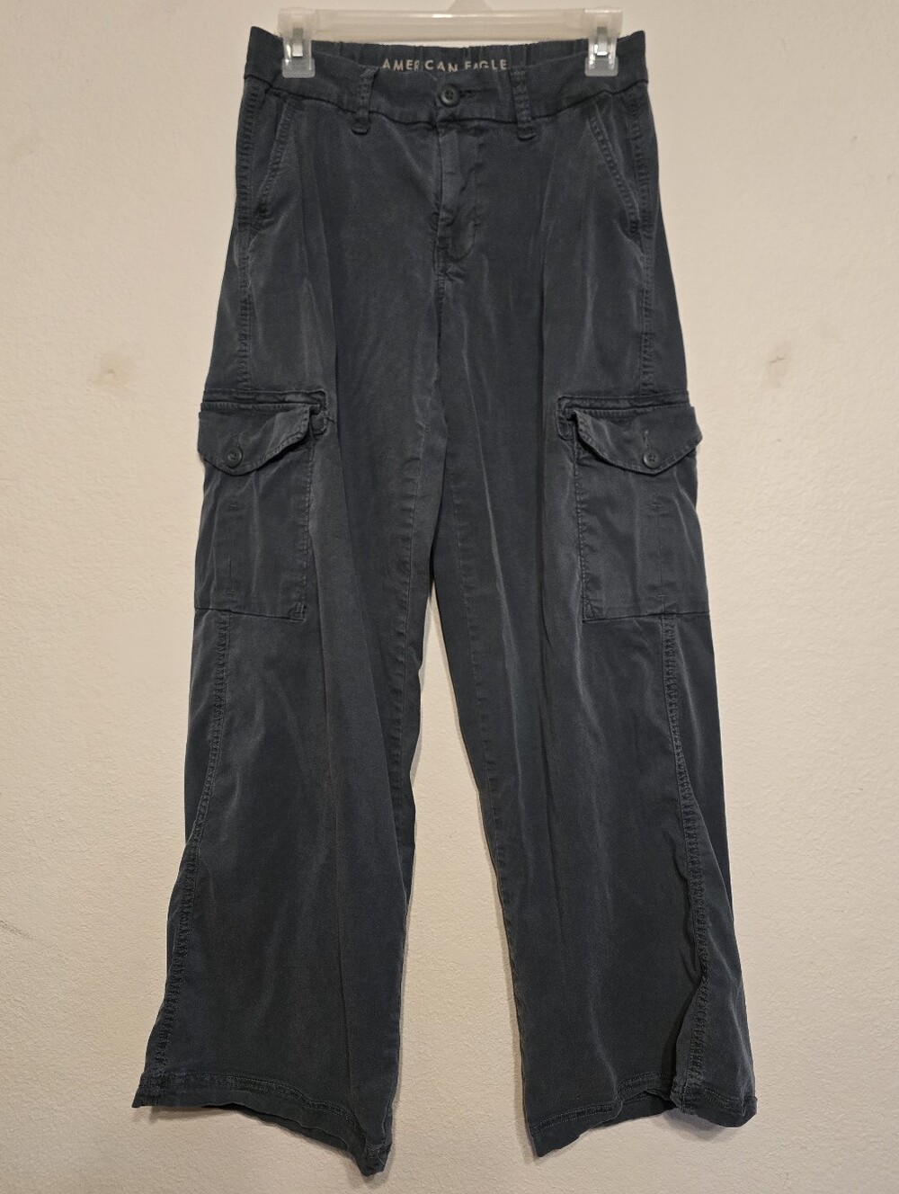 American Eagle Dreamy Drape Cargo Trousers Faded Black Gray 0 Regular